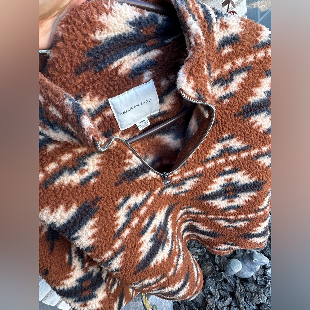 American eagle Aztec pullover - Picture 2 of 4